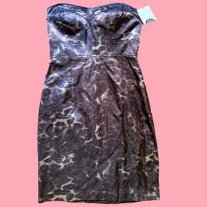Donna Morgan Strapless Leopard Print Dress
